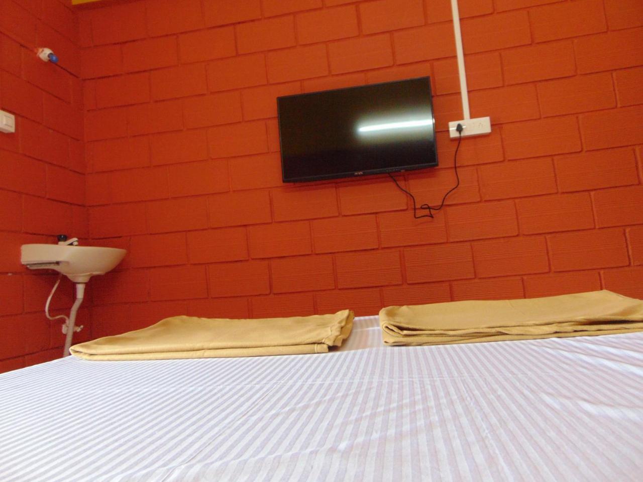 Shanthi Krishna Residency Gokarna  Exterior foto